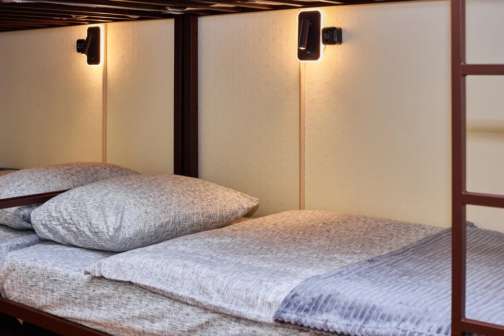 Спальное место в общем 4-х местном номере для ЖЕНЩИН