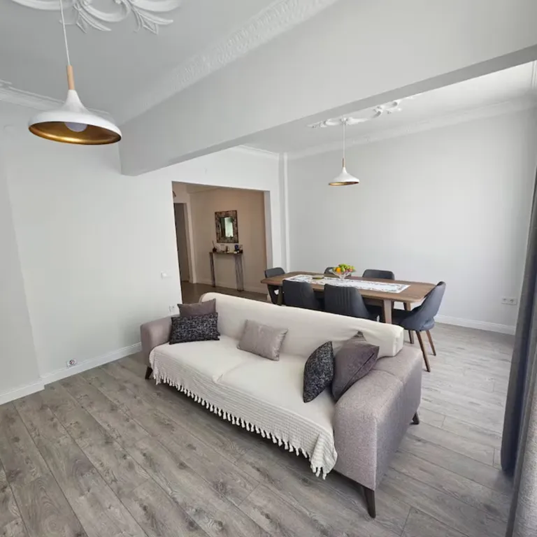 Современная 3-ая комнатная квартира в самом центре Стамбула