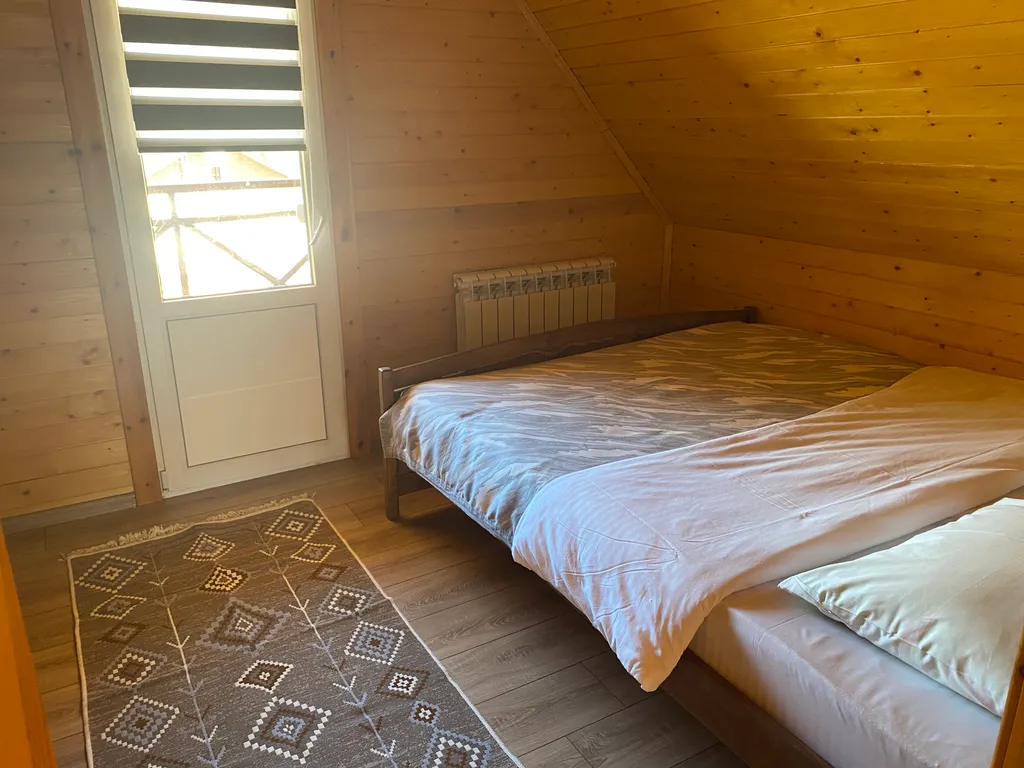 Дача на берегу горной реки