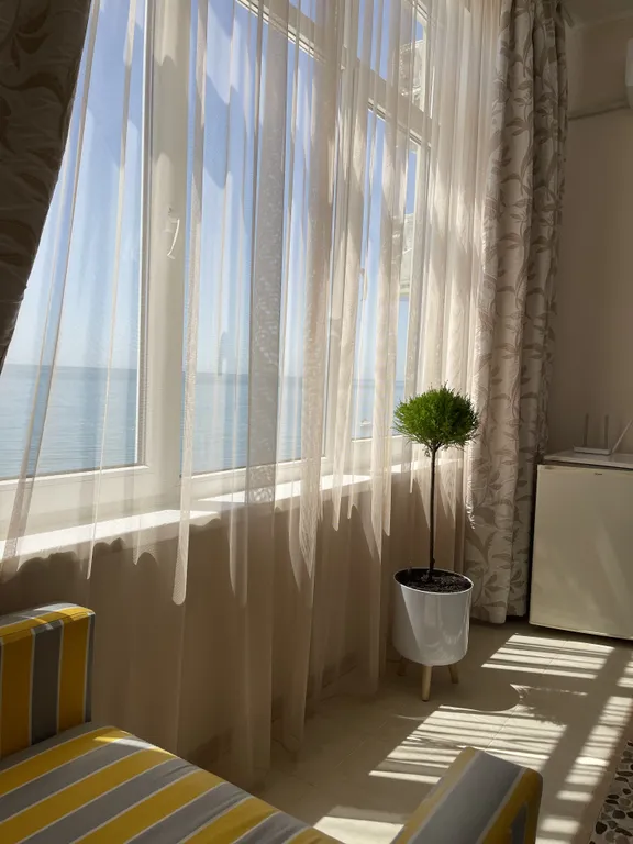 Делюкс трехместный с видом на море