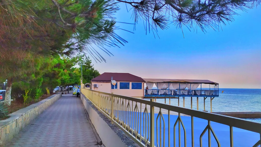 Апартамент на первой линии у самого синего Чёрного моря