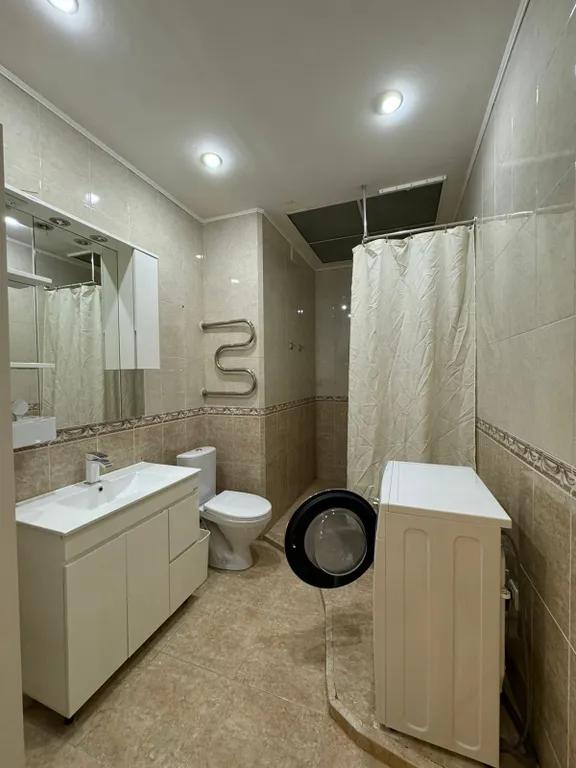 Видовая, огромная квартира в центре, рядом с Цумом.