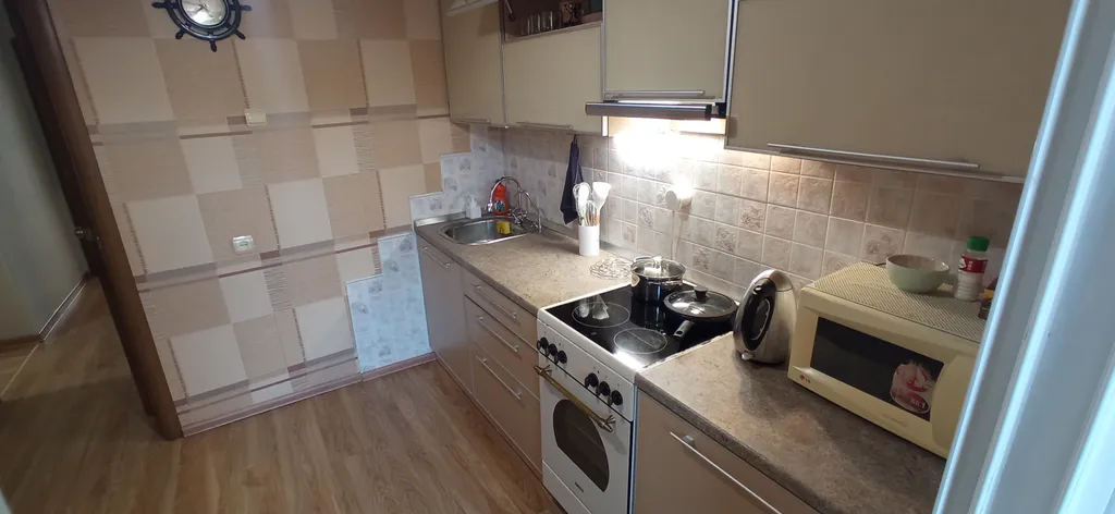 Квартира с видом на Амурский залив