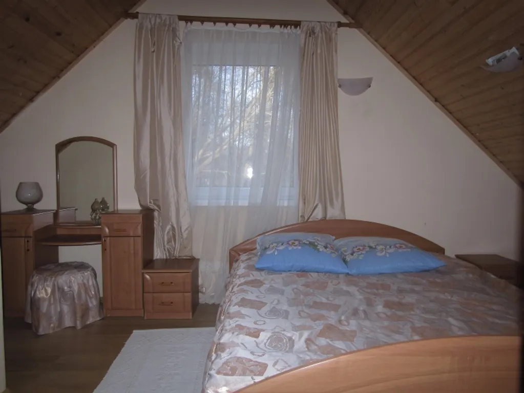 6-комнатный Дом