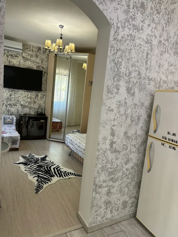 Коттедж Коттедж с отдельной беседкой — Алушта