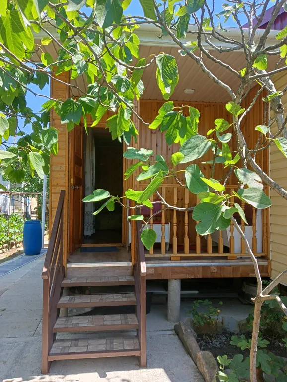 Уютный домик в центре Вардане