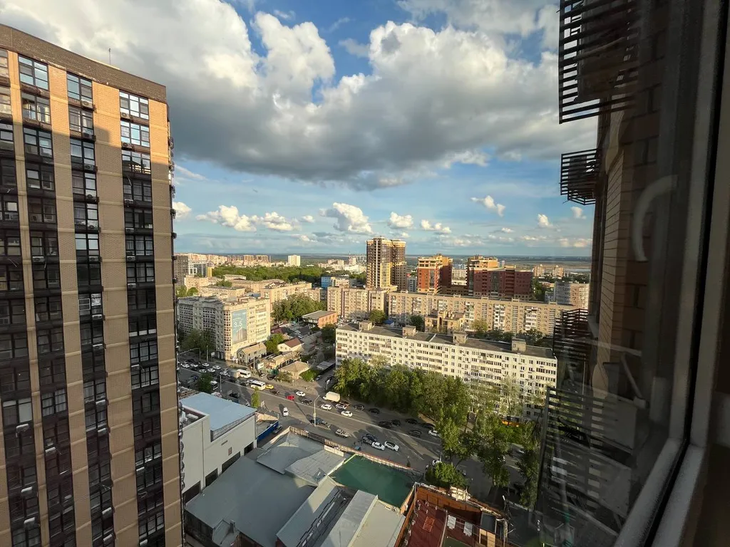 Стильная дизайнерская квартира в самом центре с видом на город