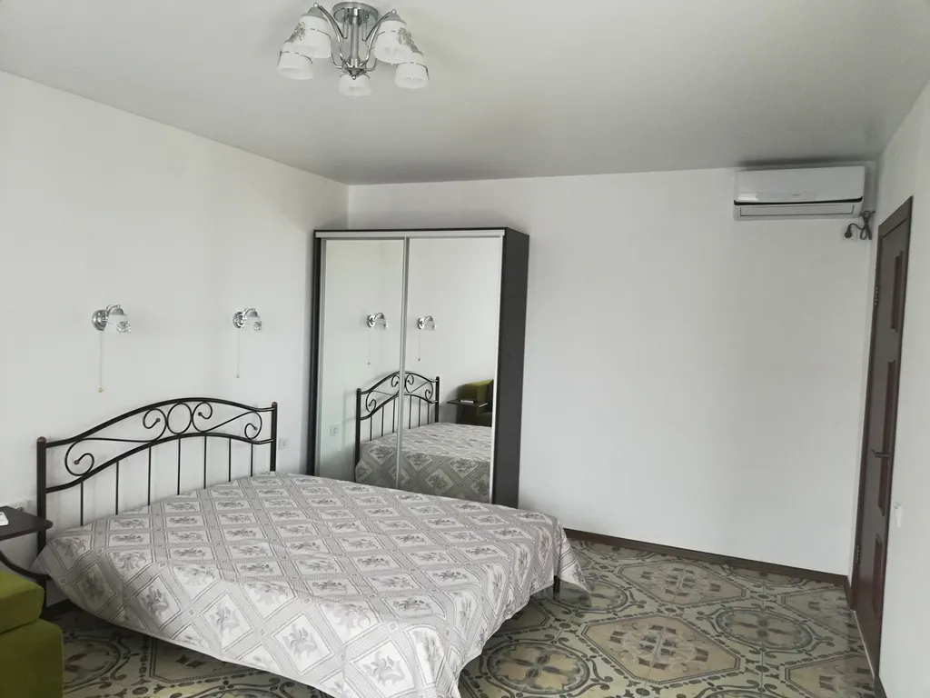 Квартира Комната — аренда посуточно в Новый Свет