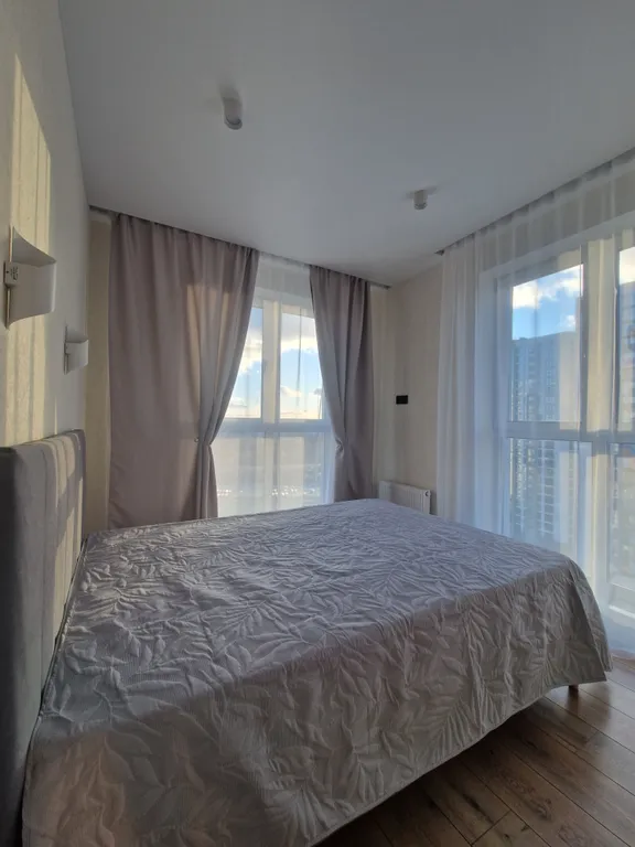 Комфортабельная евро трёхкомнатная, новая квартира — аренда посуточно в Минск