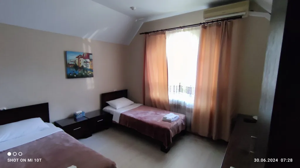 Коттедж Домик у реки — Сочи