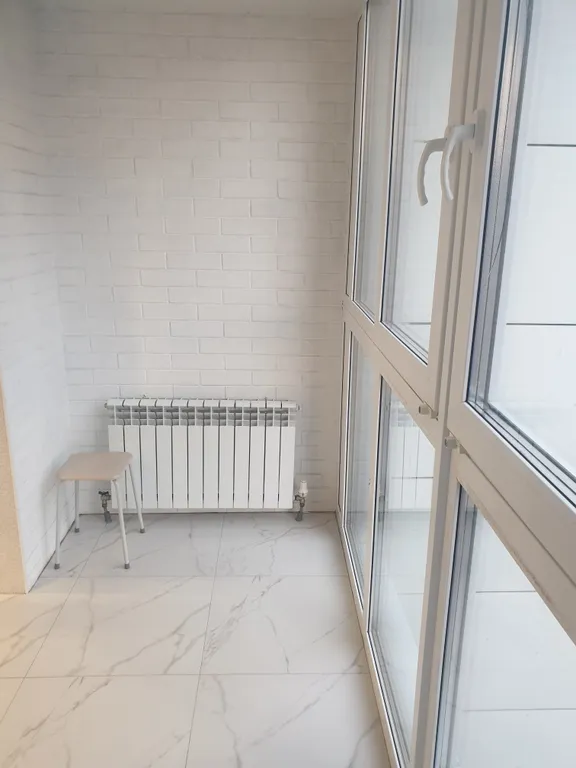 Красивая студия с видом на Ангару