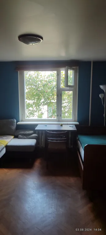 Три места бюджетно