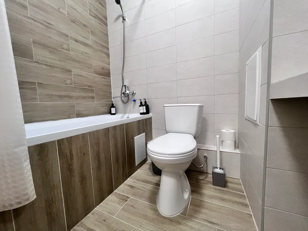 Уютная студия рядом с выездом на трассу М-10