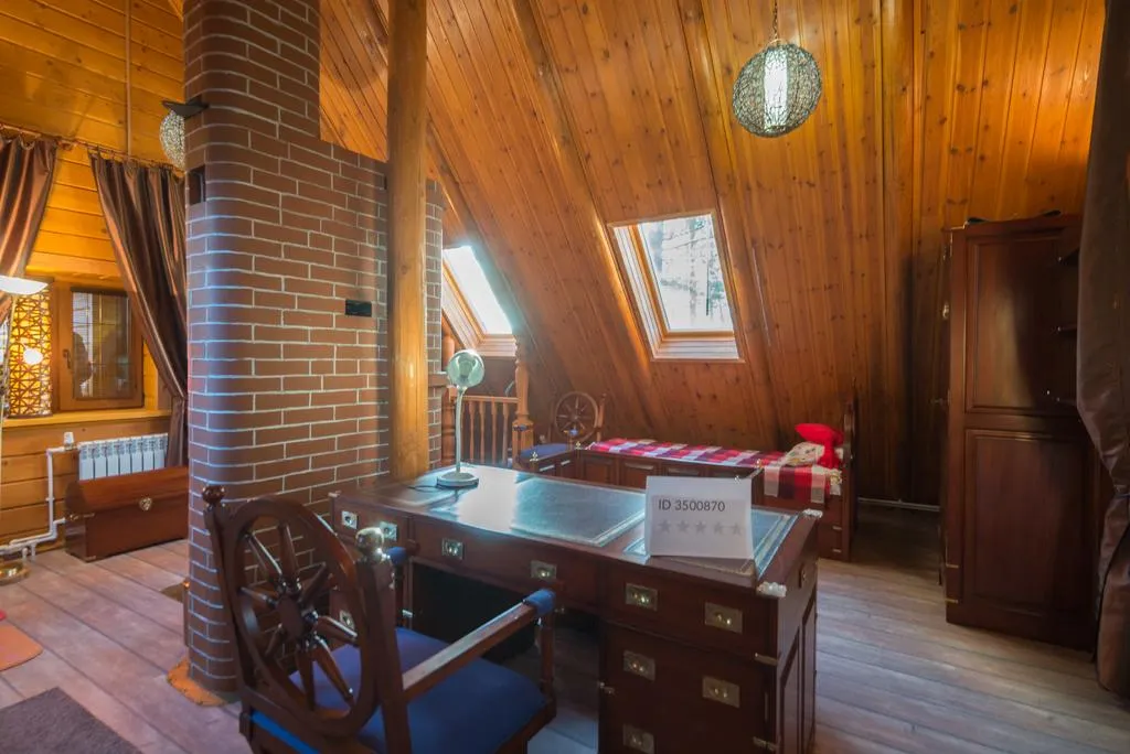 Коттедж Дом для отдыха рядом с рекой Луга — Луга