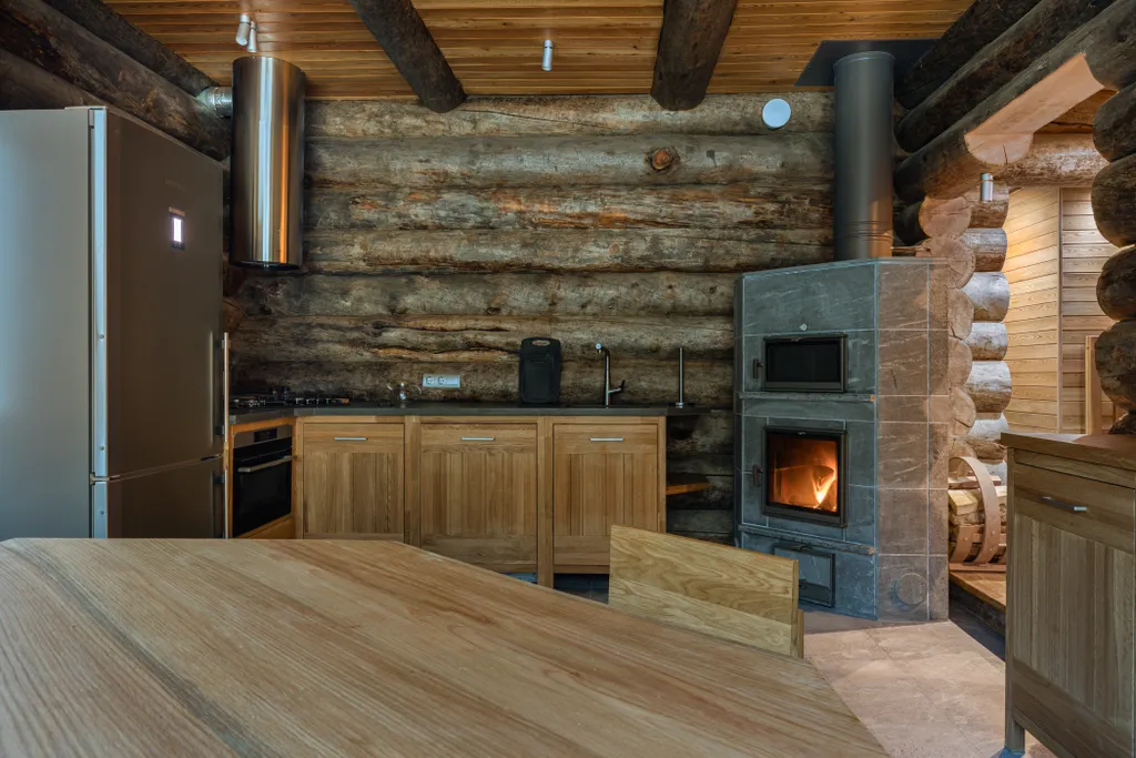 Дом из бревна kelo