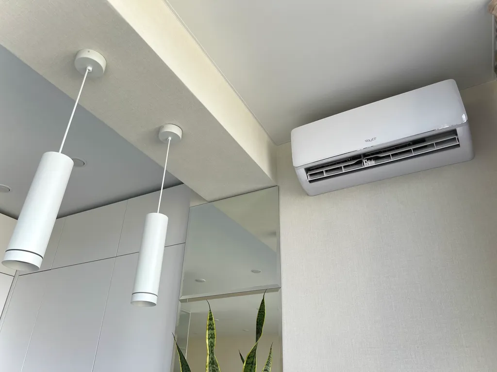 студия с панорамным видом