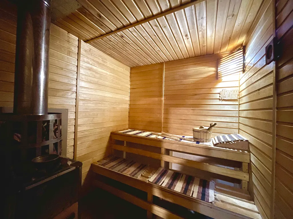 Дом с баней на дровах