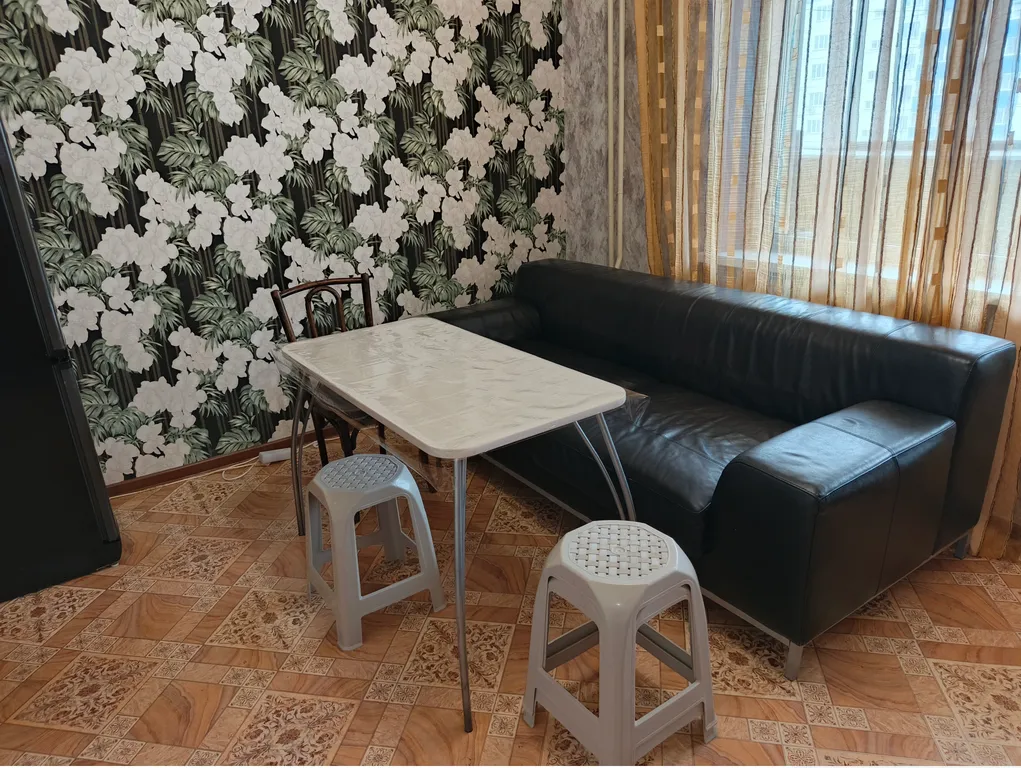 Просторная квартира с большой кухней