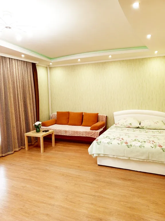 Квартира Просторная квартира — Тюмень