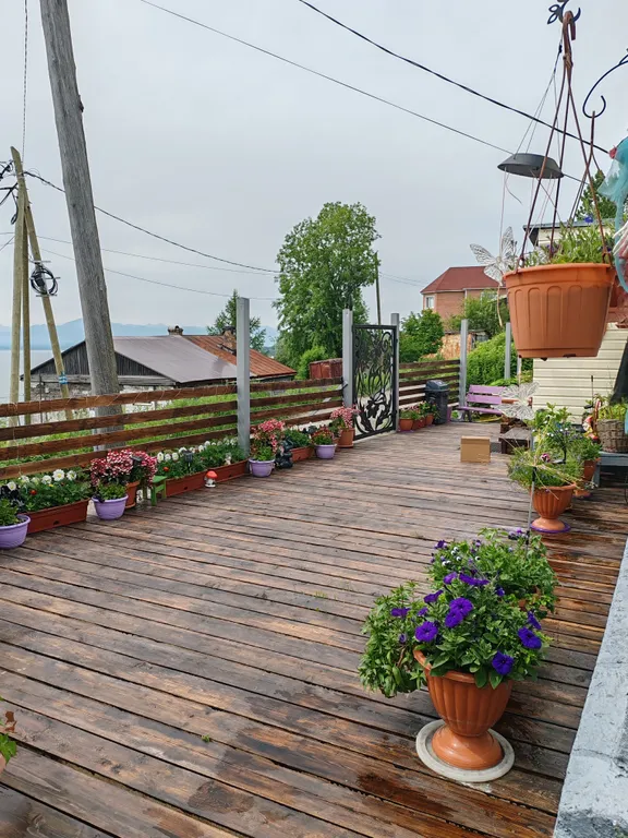 Домик с видом на море