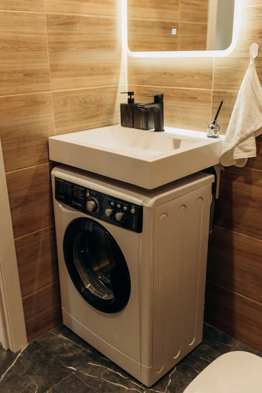 Студия комфорт-класса с камином