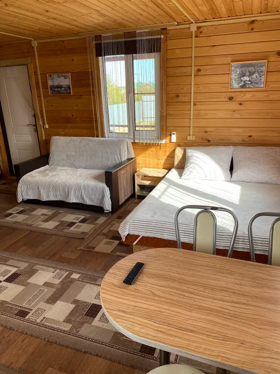 Уютный деревянный домик