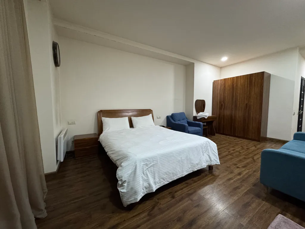 Квартира Комната — аренда посуточно в Ереван