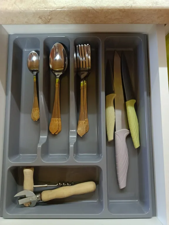 Половина 2х этажного коттеджа с отдельным входом