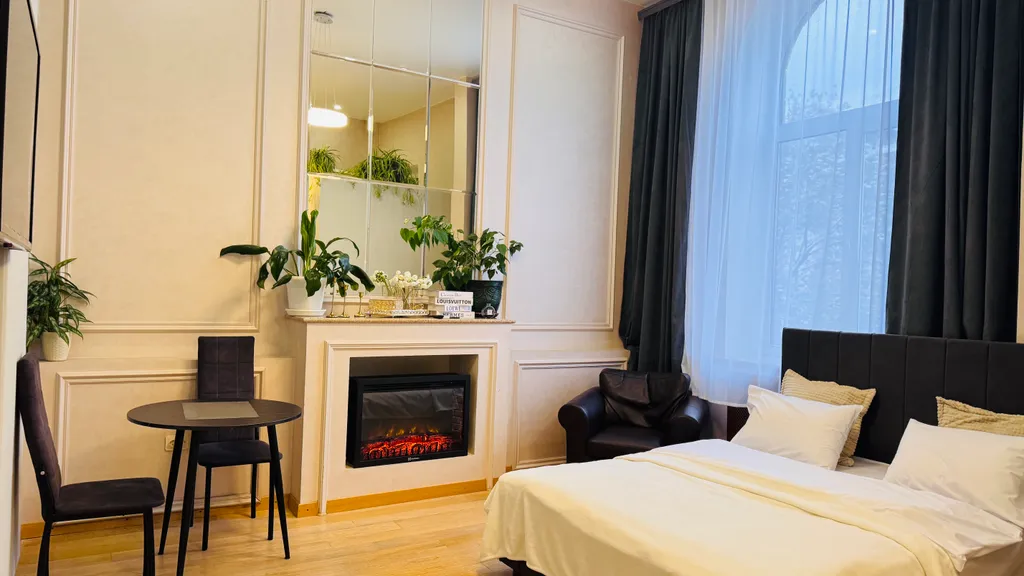 Апартаменты в центре Хабаровска (камин)