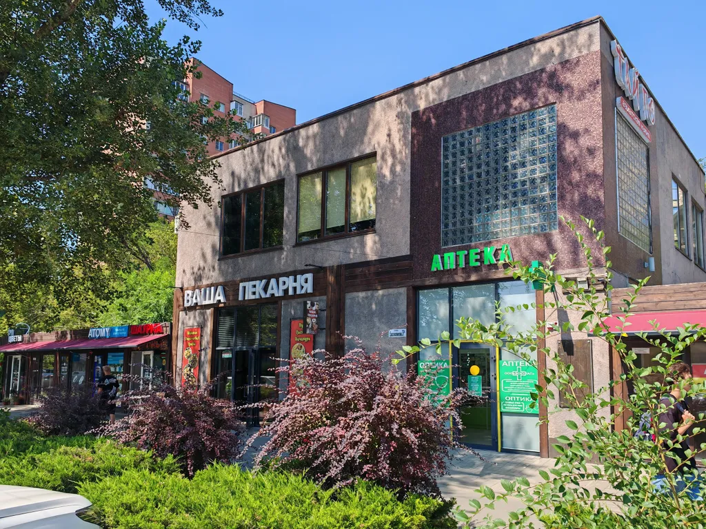 Просторная, свежая 2-комнатная квартира возле ТЦ Горизонт