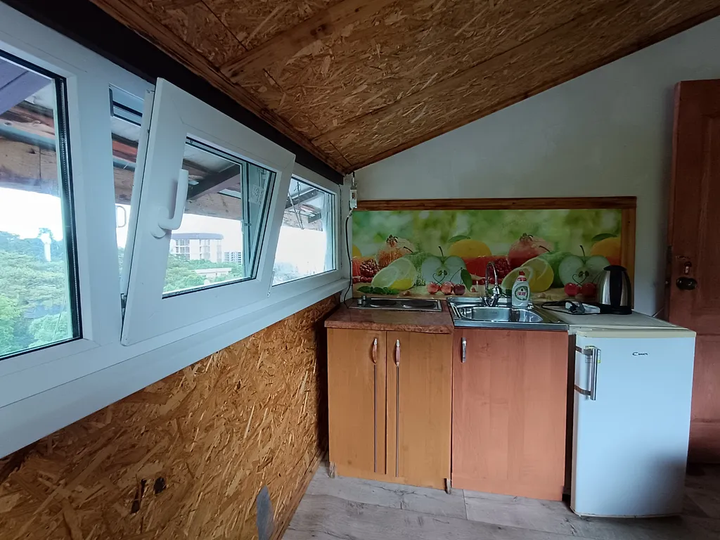 Студия с видом на море