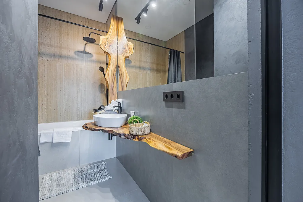 Просторная студия в центре