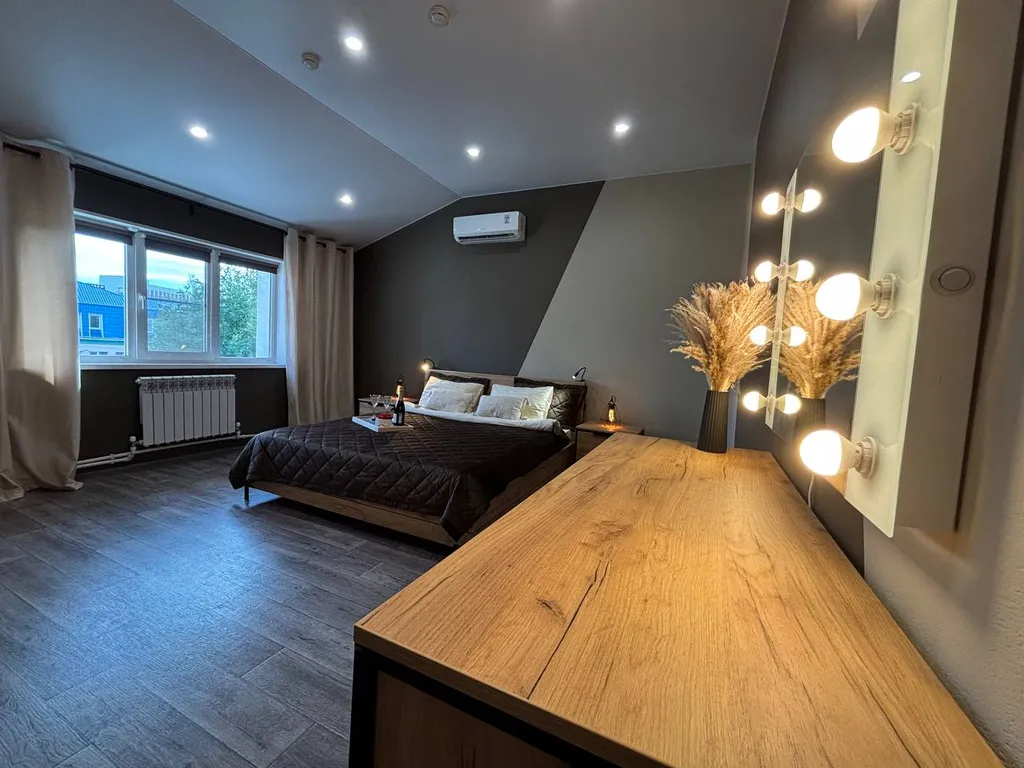 Шикарная трехкомнатная квартира с собственной Бесплатной парковкой! — аренда посуточно в Нижний Новгород