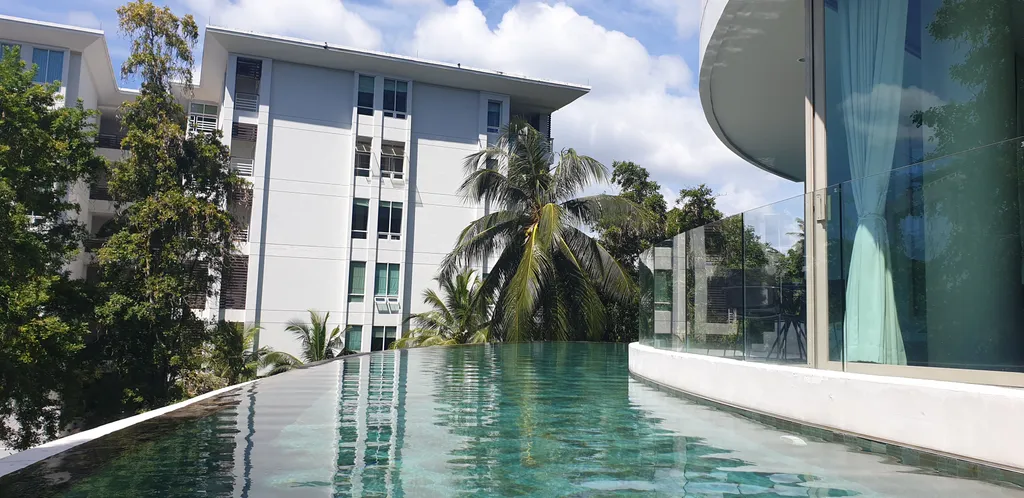 Семейные апартаменты Veloche на Кароне