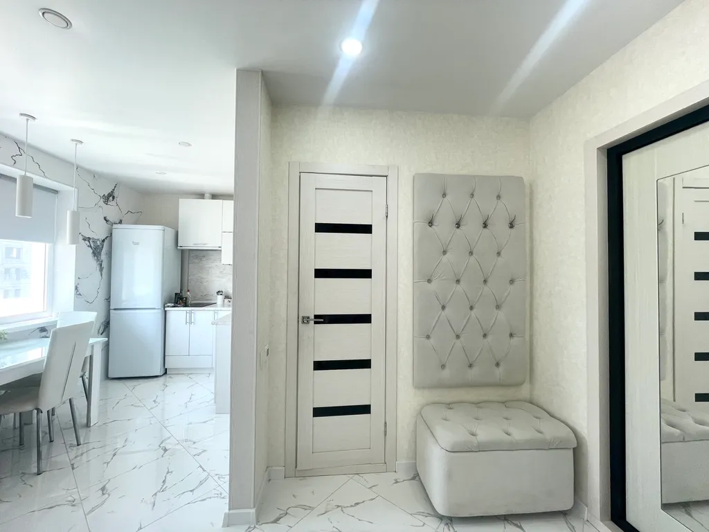 Дизайнерская квартира с самозаселением рядом с президентским