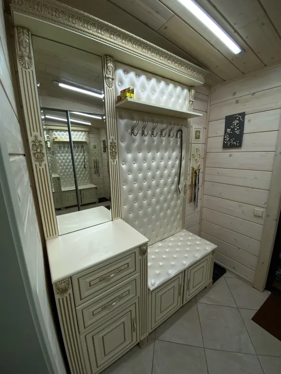 Загородный дом с видом на озеро