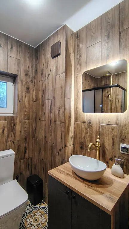 Дом с видом на озеро