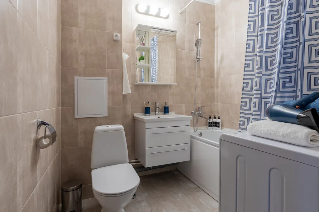 Уютная квартира, кафе с полноценными обедами на 1 этаже