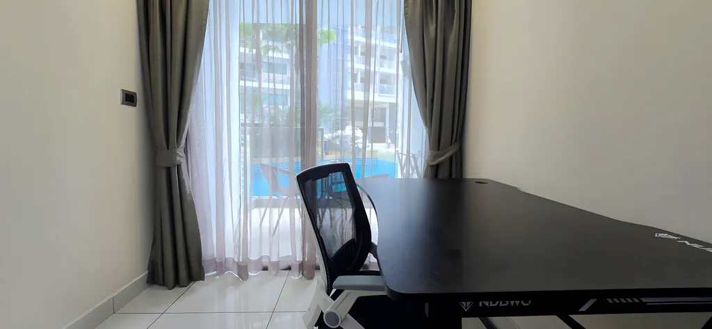 Комфортная квартира с выходом в бассейн