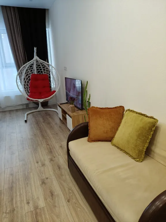 Видовая студия с дизайнерским ремонтом