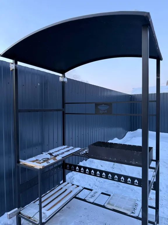 Дом с баней у реки