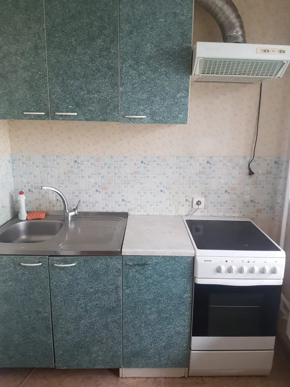 Ленинский район, Каштак, спортивные комплексы, учебные заведения