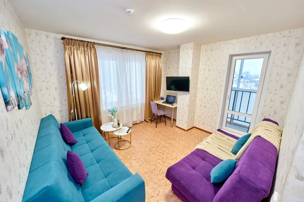 Уютная двухкомнатная квартира с отдельной кухней на 7 человек