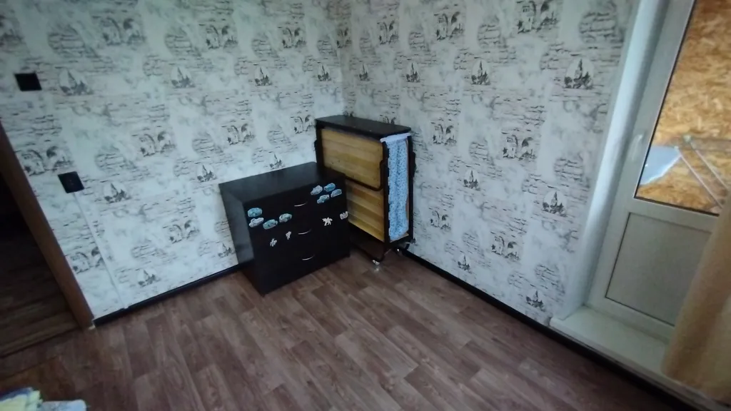 Четырехкомнатная квартира в тихом районе