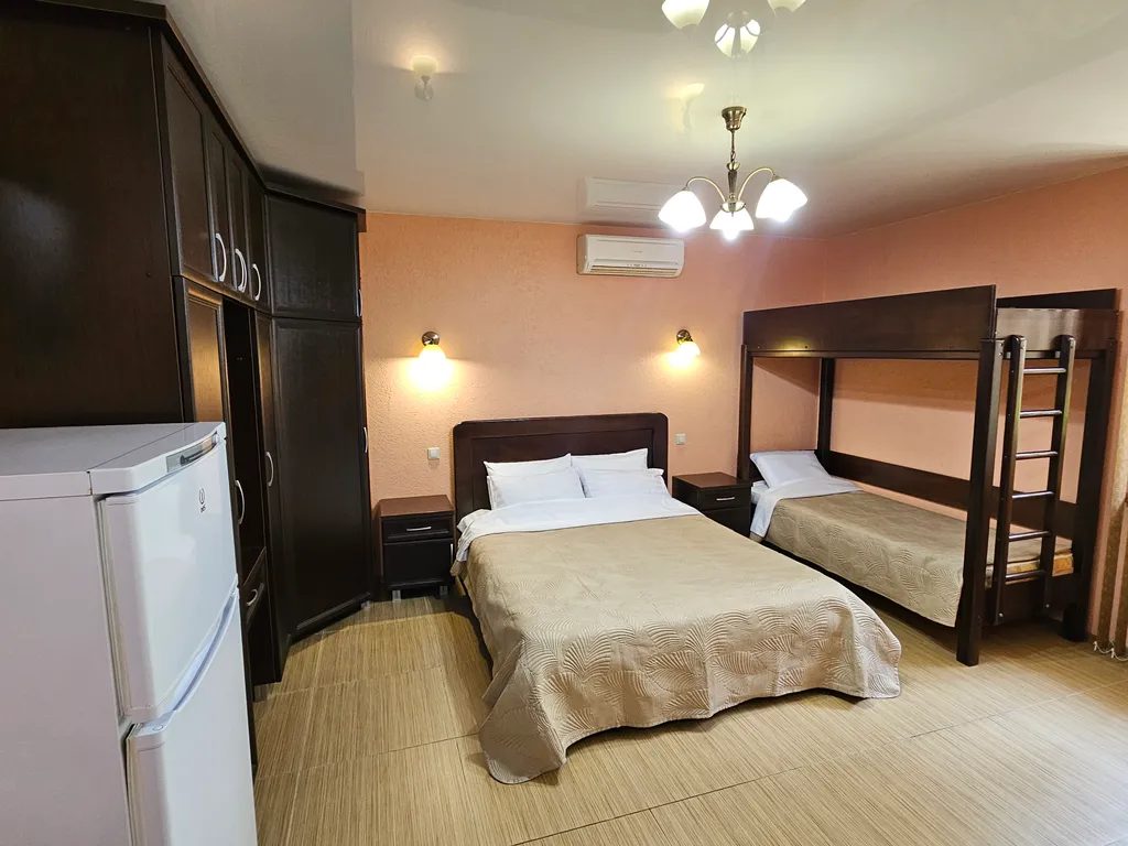 Апартаменты двухкомнатные на первом этаже - 7 мест