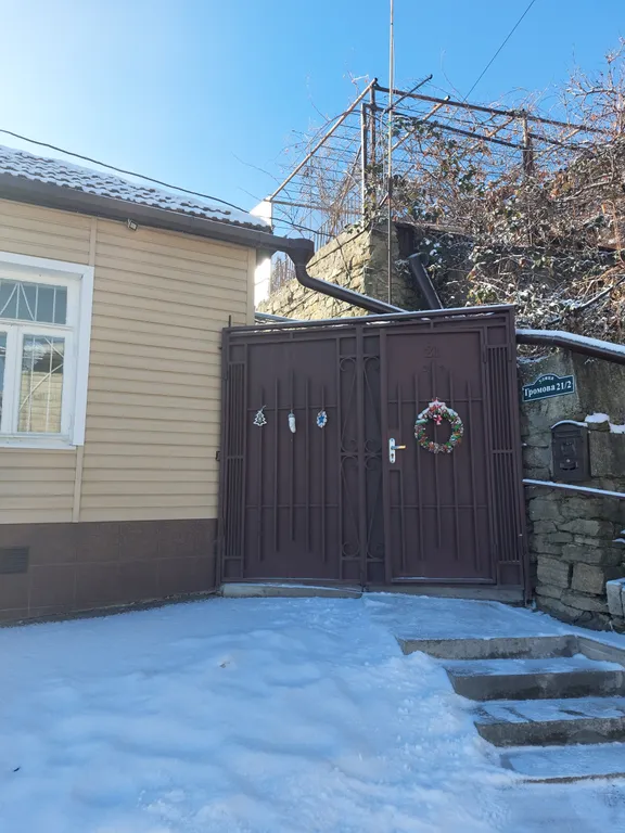 Коттедж Комфортный дом с беседкой — Кисловодск