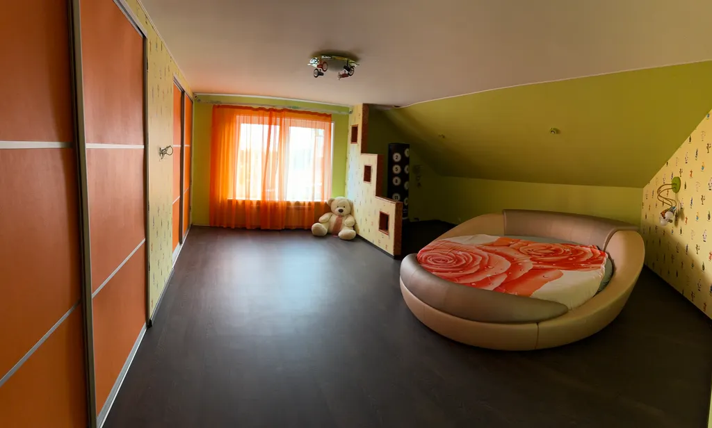 Просторный дом в шаговой доступности от Монрепо с сауной