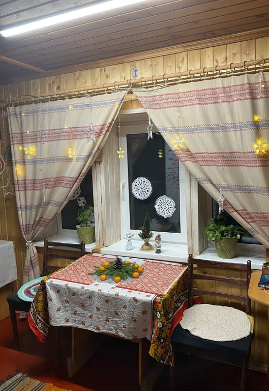 Домик Уют Самана в Родовом поместье в лесу