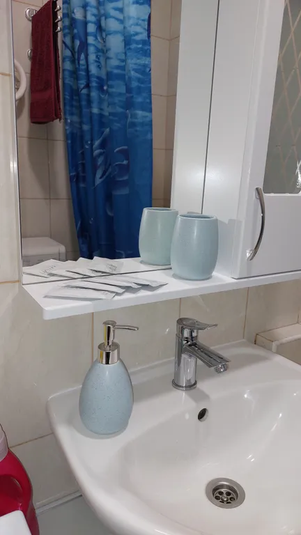 Уютная квартира около набережной в центре города "Как дома"