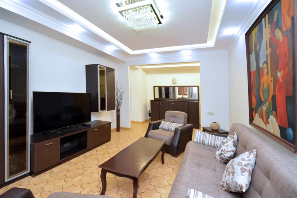 Уютная квартира на площади Сахарова (в самом сердце города)